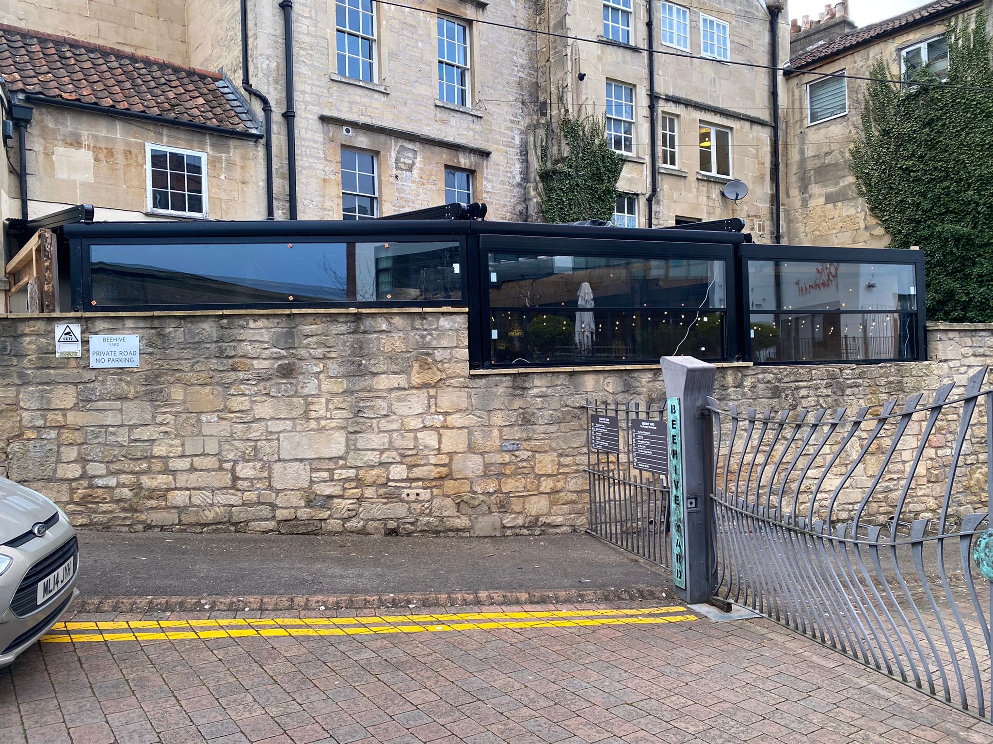 Commercial fit-out 4